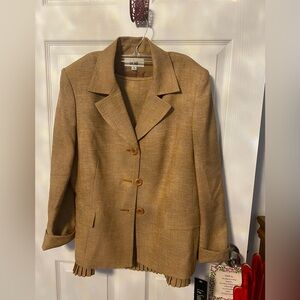 Le Suit Camel Women's Suit